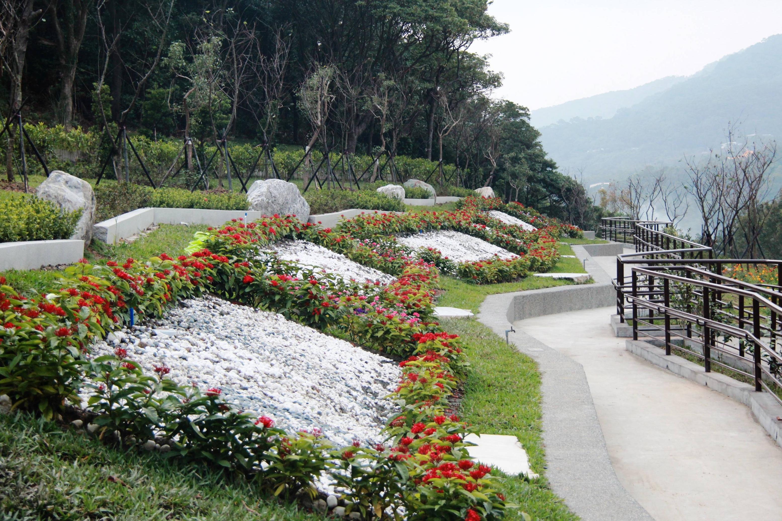 台北市陽明山臻善園樹葬區